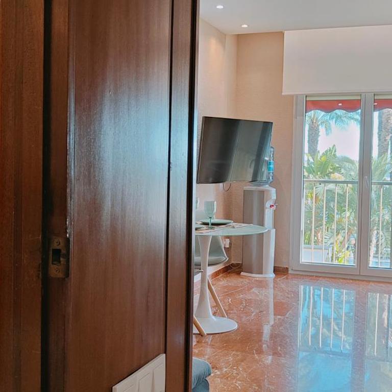 Alicantissima Marina & Beach - One-Bedroom Apartment - 13
