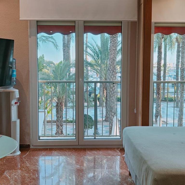 Alicantissima Marina & Beach - One-Bedroom Apartment - 3