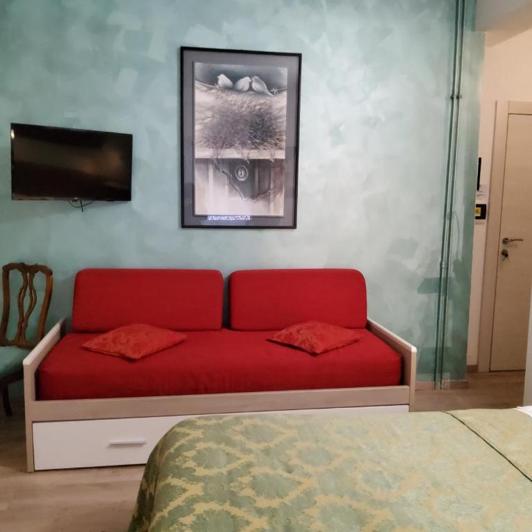 Annadia Sweet Home B&B - Camera Tripla con Doccia - 7