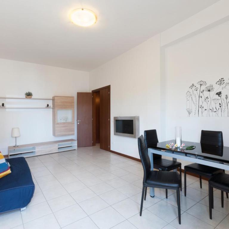 Liz Appartment Rimini - Three-Bedroom Vacation Home - 12