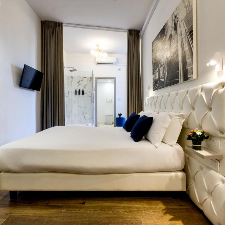 V Collection Piazza Farnese Luxury Suites - Camera Superior Romantic - 2