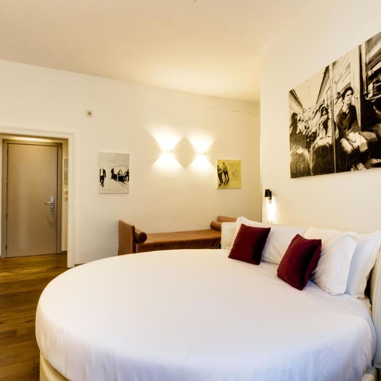 V Collection Piazza Farnese Luxury Suites - Suite Deluxe con Letto Rotondo - 2
