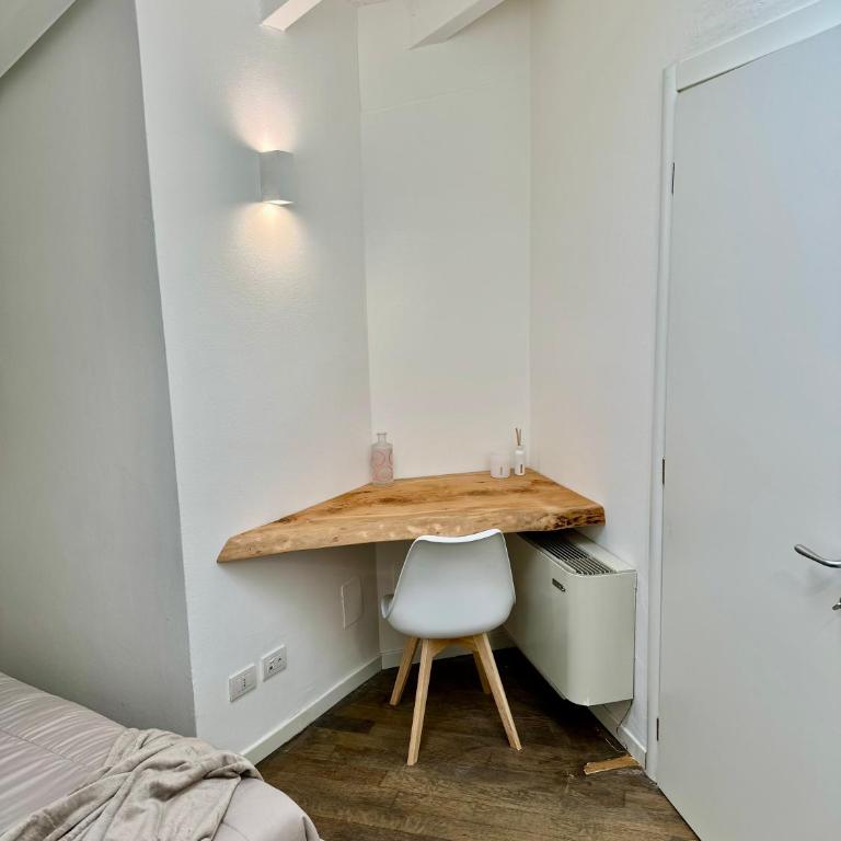 BRIDGE Apt Brescia - Netflix - wifi - Appartamento con 2 Camere da Letto - 14