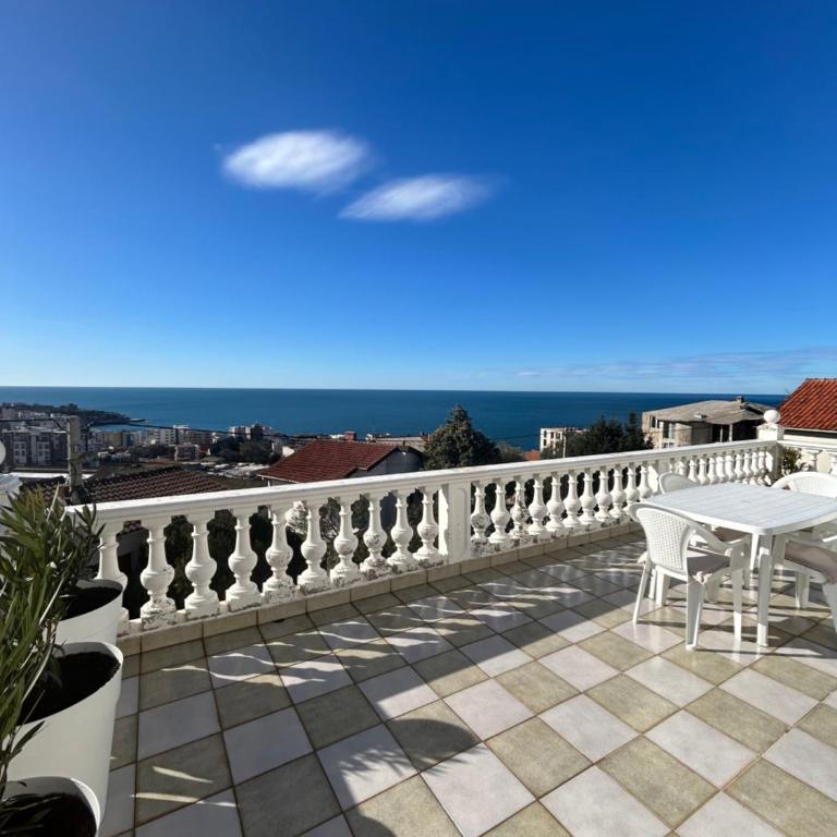 Villa Marina - Two-Bedroom Apartment - 1