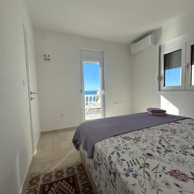 Villa Marina - Two-Bedroom Apartment - 9