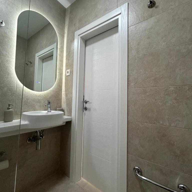 Villa Marina - Two-Bedroom Apartment - 13