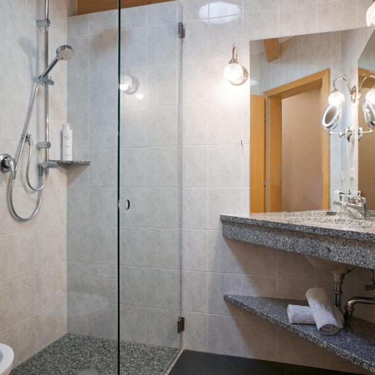 Mineralienhotel Natznerhof - Chambre Double - 14