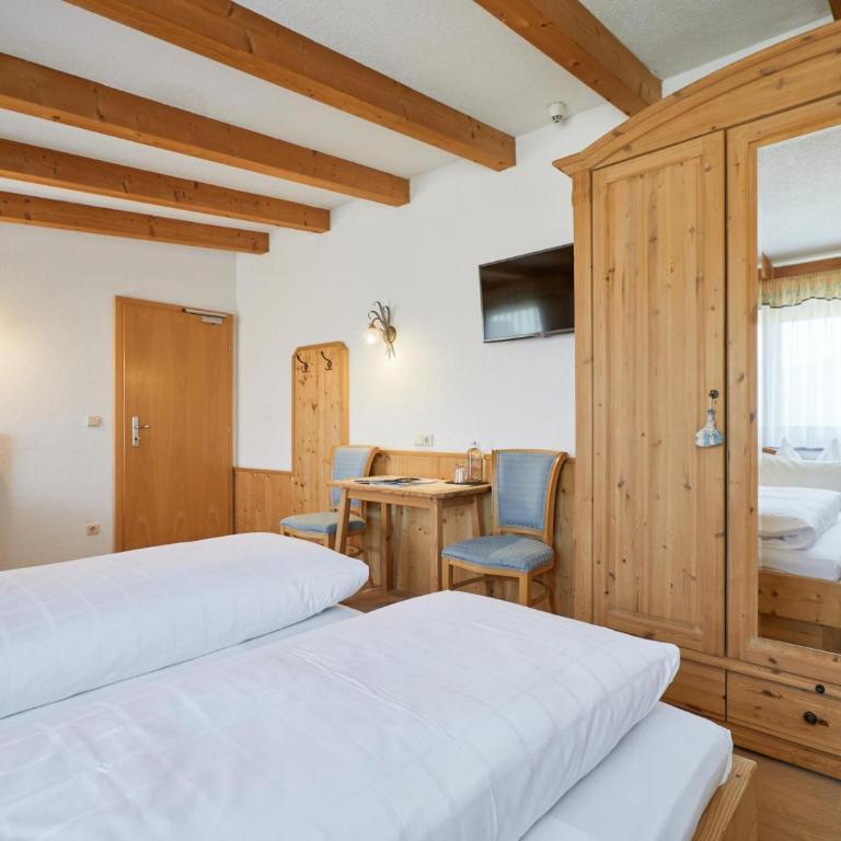 Mineralienhotel Natznerhof - Chambre Double - 12