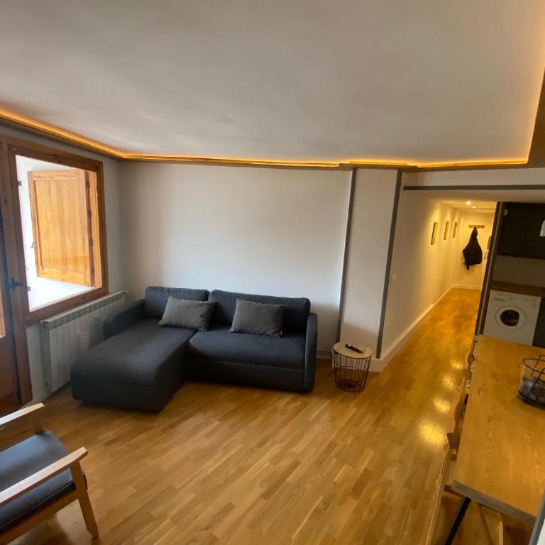 Casa Orval - Apartamento de 2 dormitorios con vistas a la montaña - 10