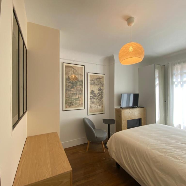 Maison Auguste - Chambre Double avec Salle de Bains Privative - 4