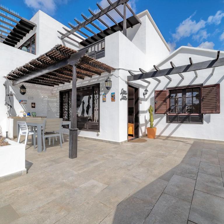 Playa Bastián: 2 habs, 2 baños y súper terraza - Apartamento de 2 dormitorios - 1