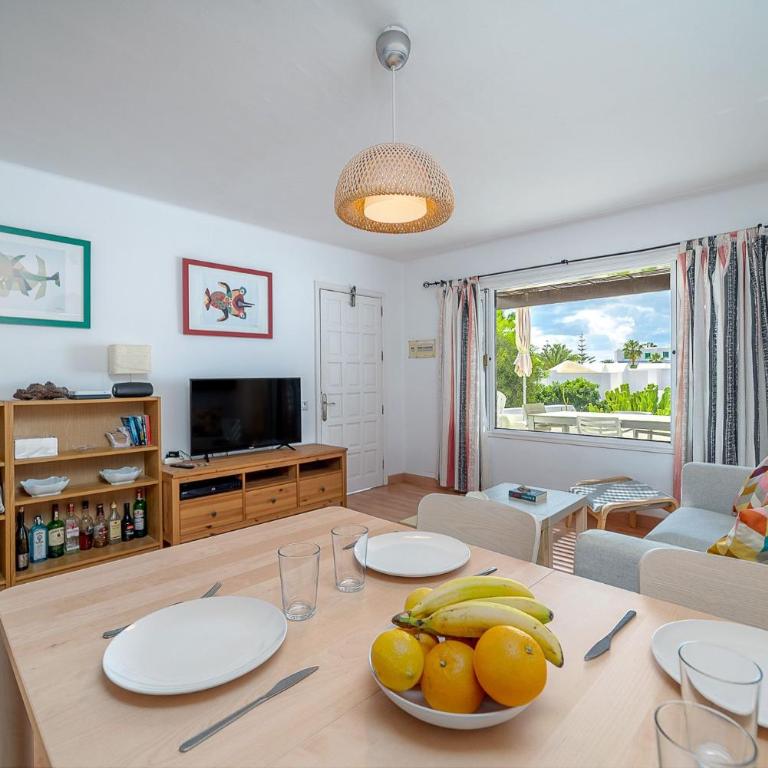 Playa Bastián: 2 habs, 2 baños y súper terraza - Apartamento de 2 dormitorios - 4