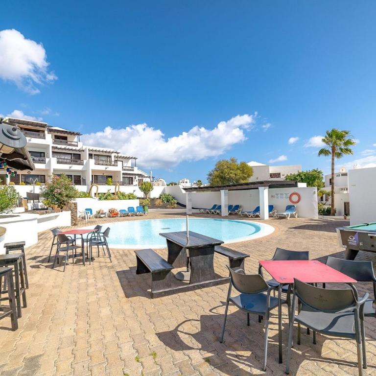 Playa Bastián: 2 habs, 2 baños y súper terraza - Apartamento de 2 dormitorios - 20
