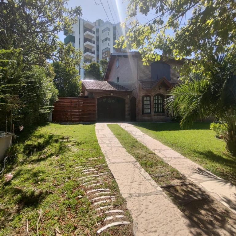 ANEMONE - Three-Bedroom House - 1