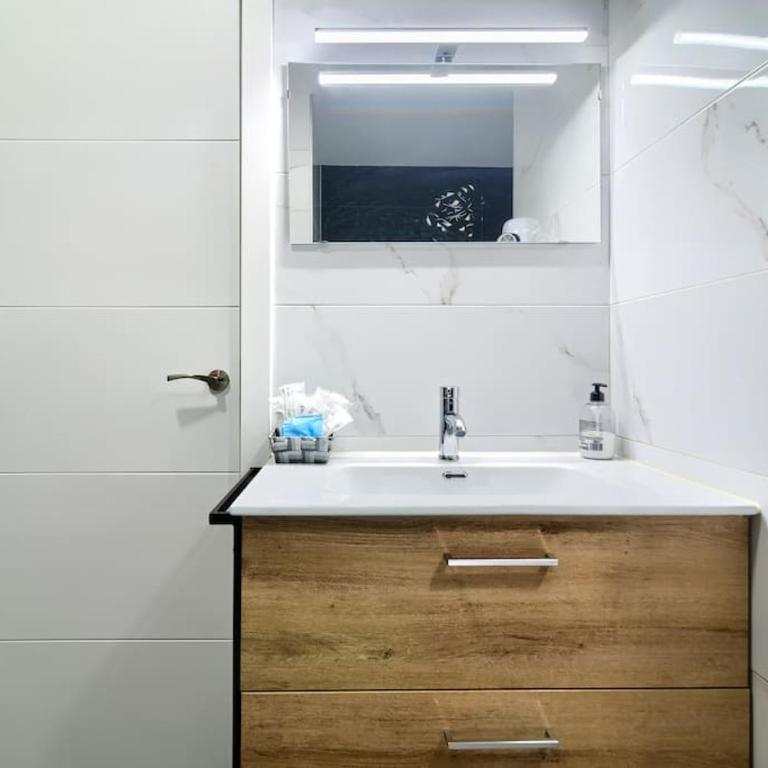 MalvaLindaBeach Loft Benlliure Malvarrosa/Patacona - One-Bedroom Apartment - 20