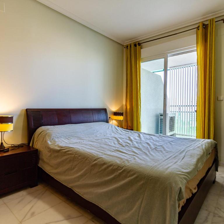 Apartment VilaPark with pool, free parking, terrace, beach - Apartment with Mountain View - 3