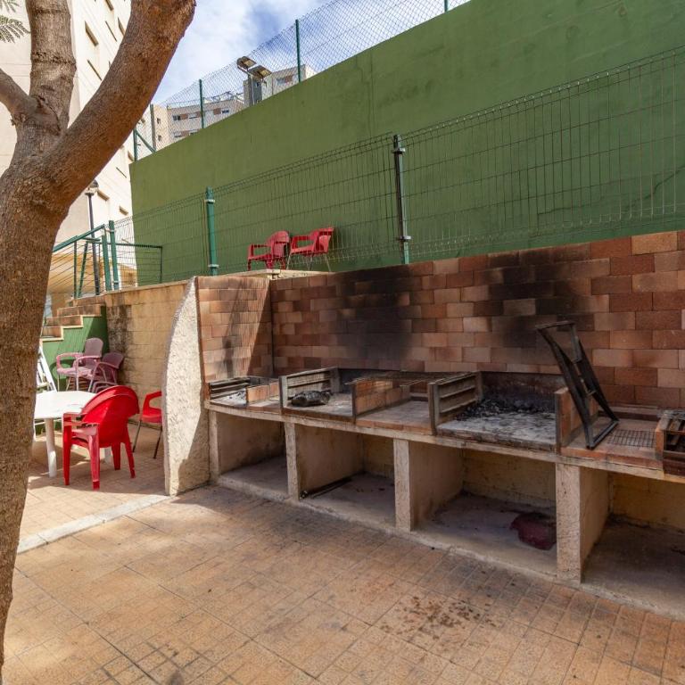 Apartment VilaPark with pool, free parking, terrace, beach - Apartment with Mountain View - 14