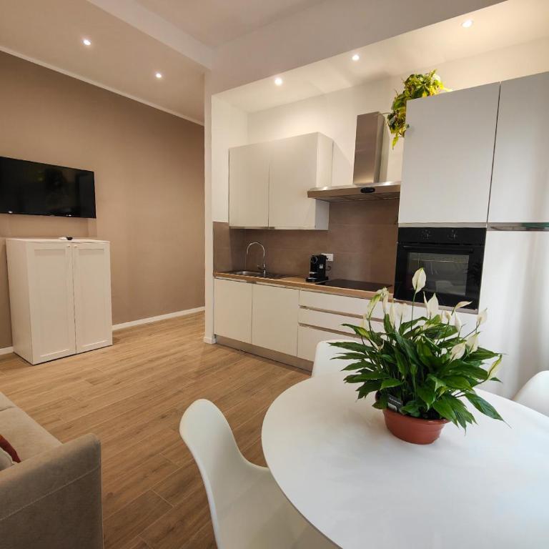 Alda nella piazzetta in centro - One-Bedroom Apartment - 4