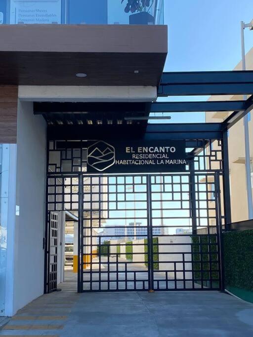 Ubicado en la marina/cerca de la playa/ 2 albercas - Two-Bedroom Apartment - 11