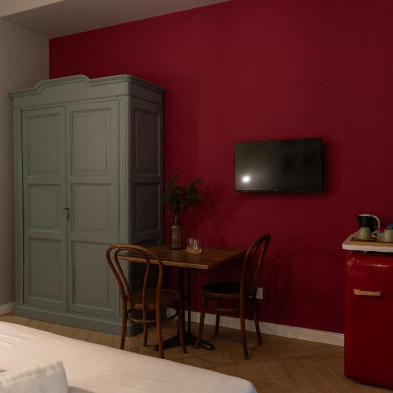 Sophia Boutique Suites - Deluxe Room - 20