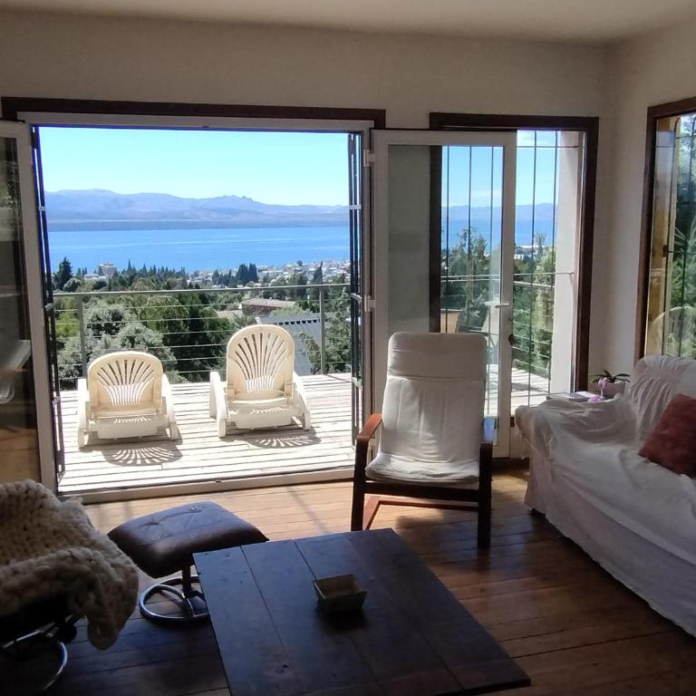 Departamento con Vista al Lago-Michay - Apartamento de 1 dormitorio - 1