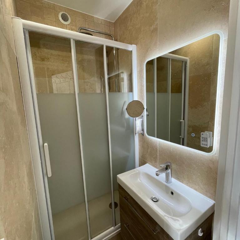 Risoul 1850 Beau Duplex pour 6 pers en plein centre de la station - Appartement 1 Chambre - 9