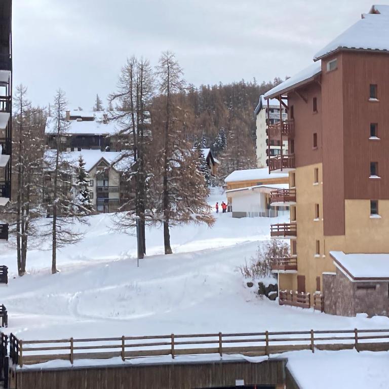Risoul 1850 Beau Duplex pour 6 pers en plein centre de la station - Appartement 1 Chambre - 16