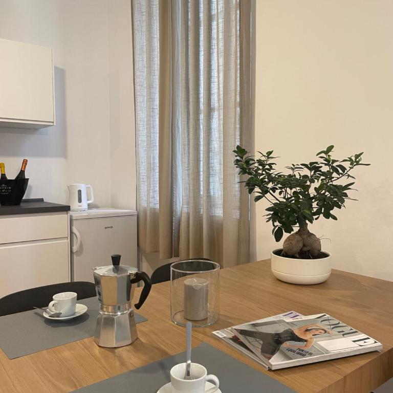Suite Tergesteo - Appartamento con 1 Camera da Letto - 1