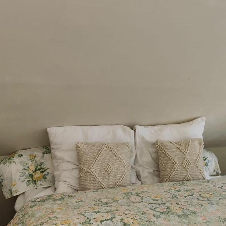 maison d'hôtes prince face au château du clos Luce - Chambre Lit Queen-Size - Vue sur Jardin - 2