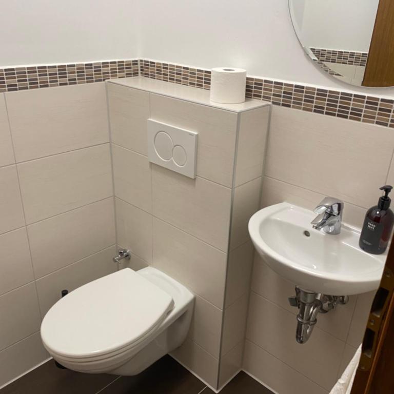 3 Zimmerwohnung nähe Autobahn A8 - Apartment mit 2 Schlafzimmern - 7