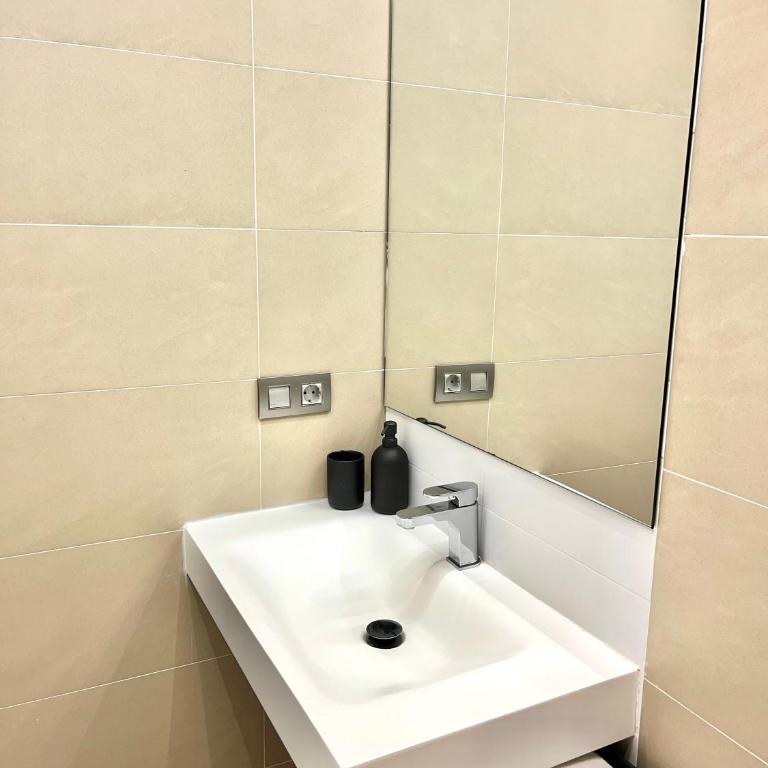 sky intempo resort & spa Benidorm apartment - Two-Bedroom Apartment - 36
