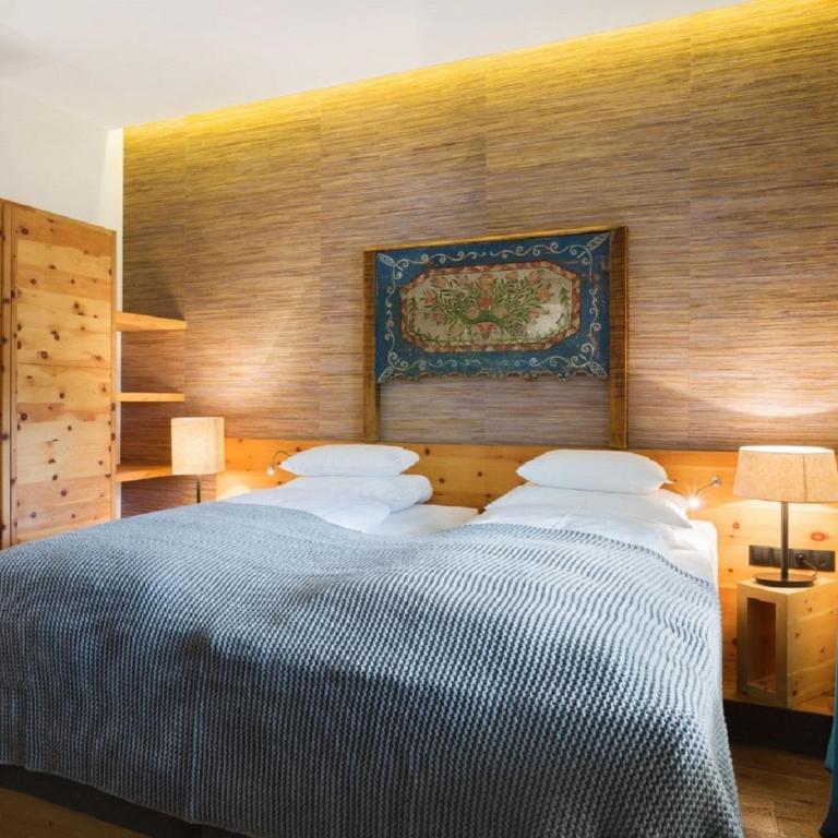 Small Luxury Hotel of the World - DasPosthotel - Suite mit 2 Schlafzimmern - 2