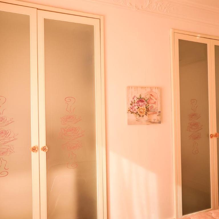 Grace's home in the city center - Two-Bedroom Apartment - 3