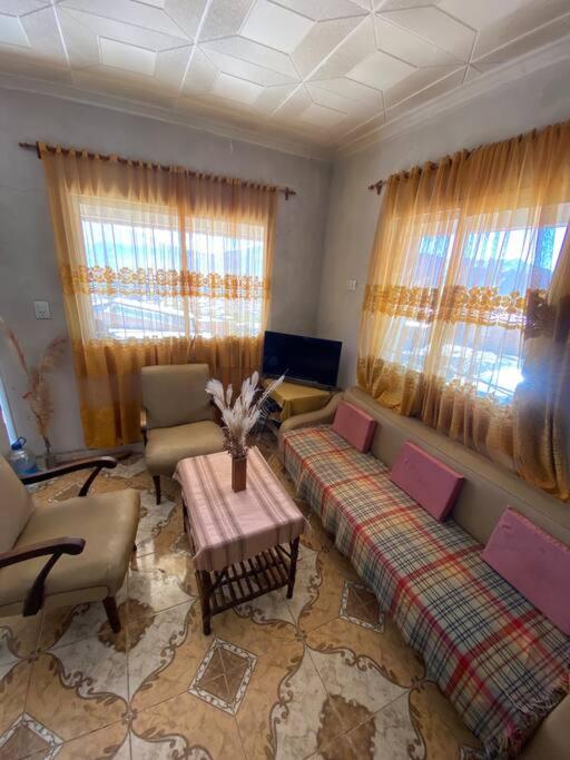 Casa en la montaña con gran vista al valle y lago - Casa - 6