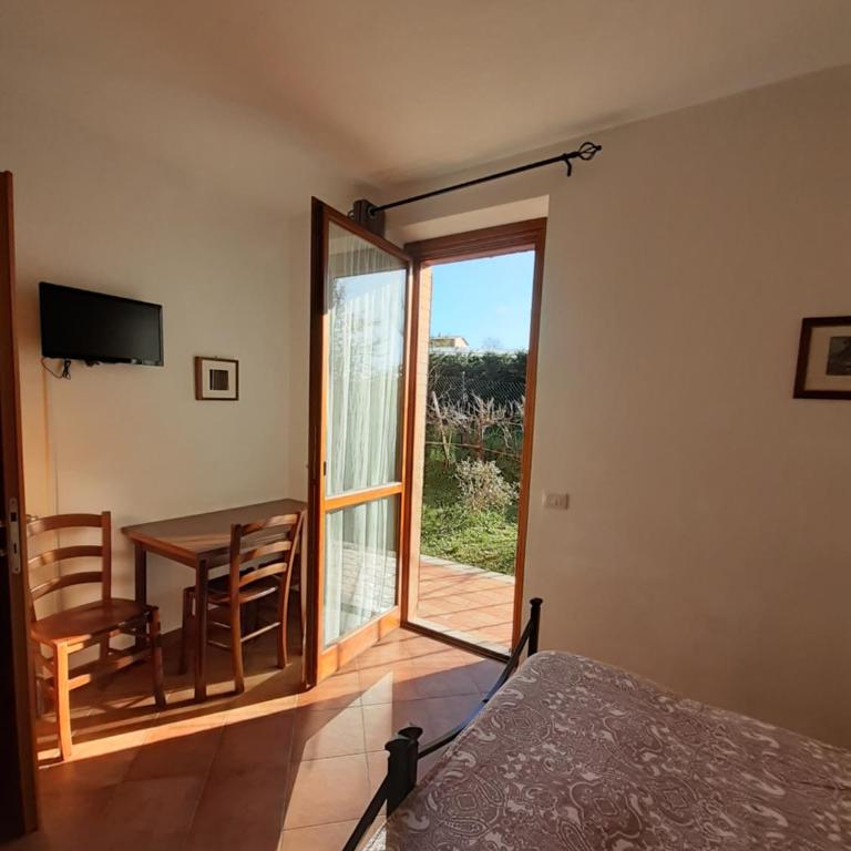 B&B La Verbena - Camera Matrimoniale/Doppia con Letti Singoli - 3