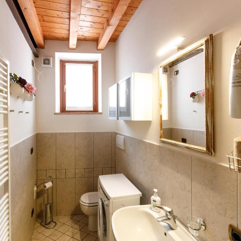 App. CHIARETTO in city centre Bardolino with P. - One-Bedroom Apartment - 7