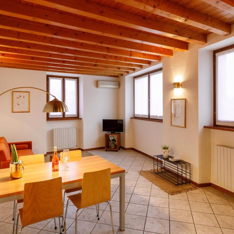 App. CHIARETTO in city centre Bardolino with P. - One-Bedroom Apartment - 9