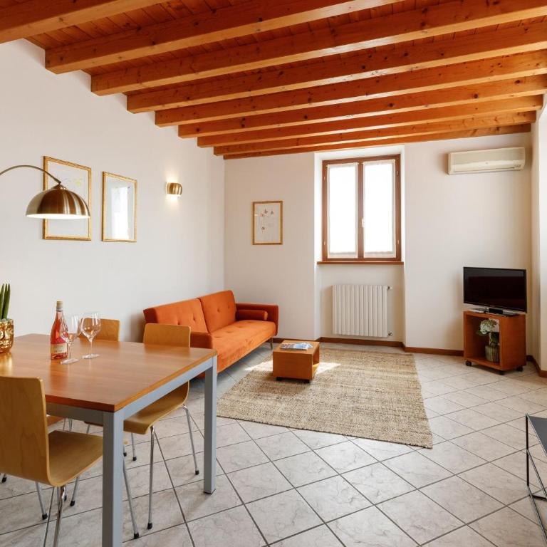 App. CHIARETTO in city centre Bardolino with P. - One-Bedroom Apartment - 1