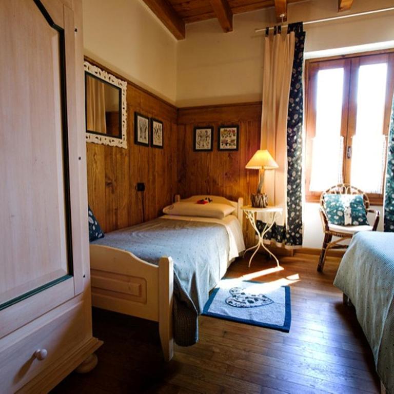 B&B La Casa Di Campagna - Camera Tripla con Bagno in Comune - 2