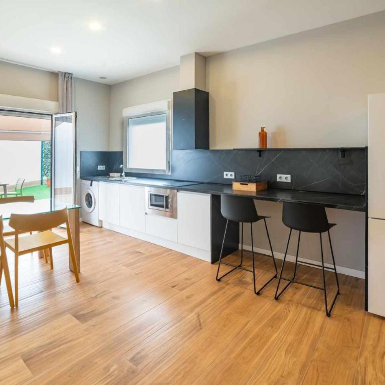 Patios de Almería - Apartamento con terraza - 7