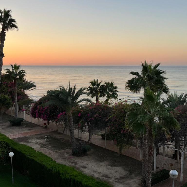 Apto Cala Real Playa Muchavista - ElCampello - Three-Bedroom Apartment - 66