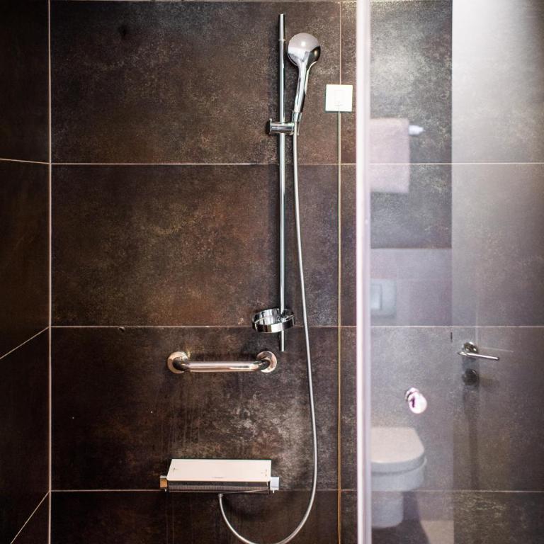 Crystal Hotel - Poslovni Suite - 7