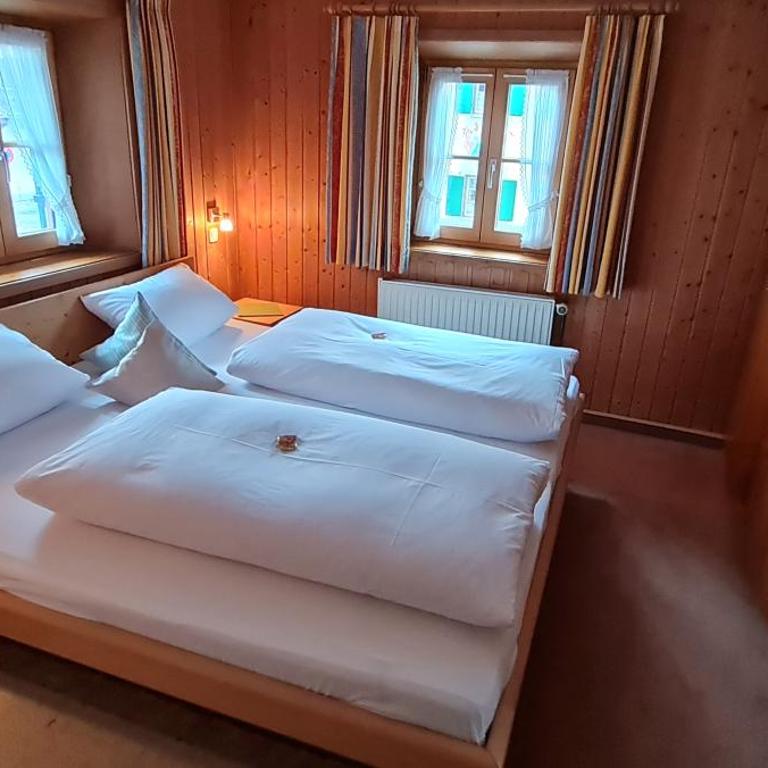 Gästehaus Unruh - Großes Doppelzimmer - 4