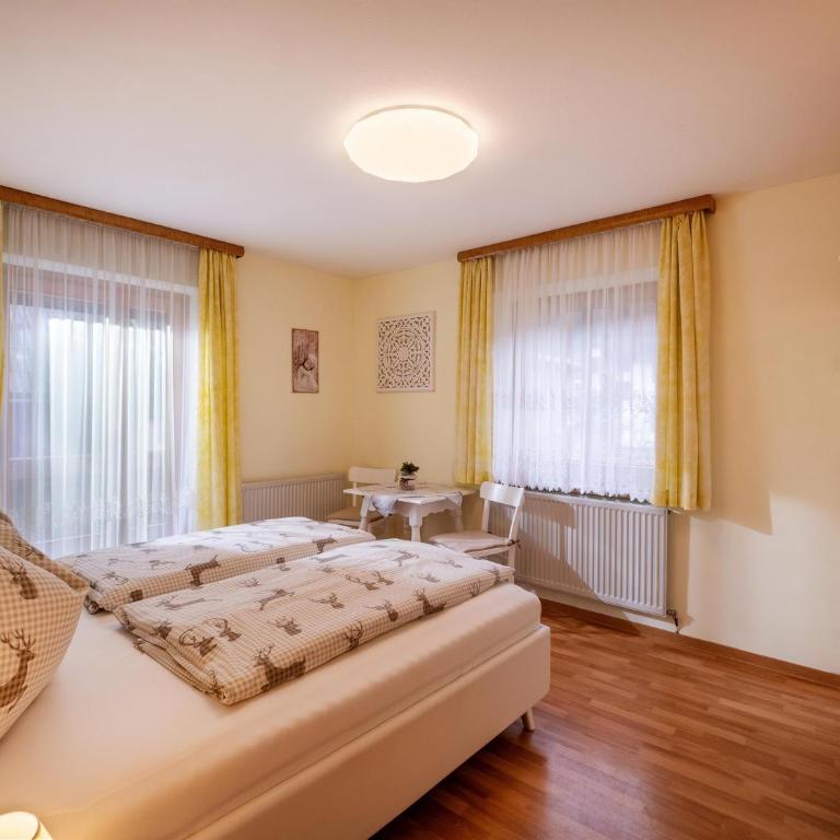 Haus Mühlenheim - Apartment mit Bad - 11