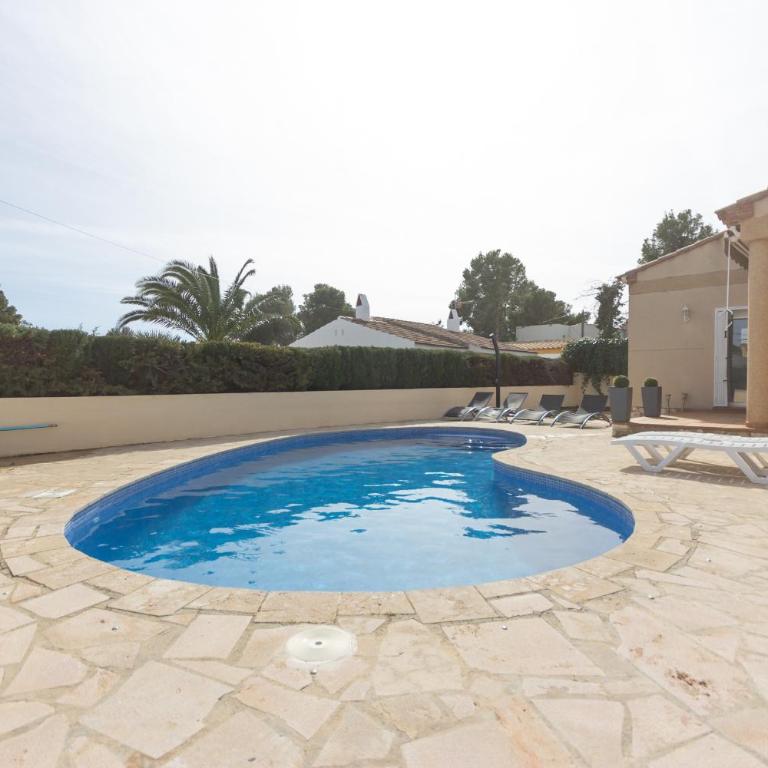 INNOUTHOME VILLA FAMILIAR PISCINA Coll de Balaguer - Casa - 3
