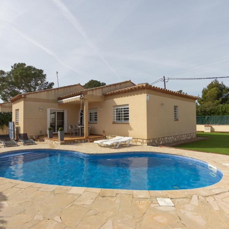 INNOUTHOME VILLA FAMILIAR PISCINA Coll de Balaguer - Casa - 2