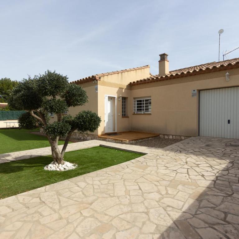 INNOUTHOME VILLA FAMILIAR PISCINA Coll de Balaguer - Casa - 14