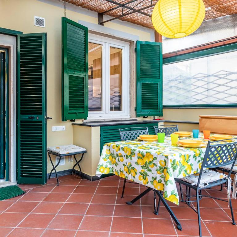 GuestHost - Lerici Central Apartment x5 with terrace - Appartamento con 2 Camere da Letto - 1