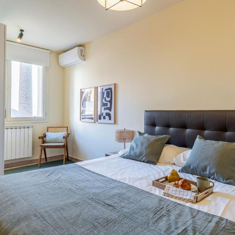 AB Sagrada Familia - Sant Pau - Three-Bedroom Apartment - 3