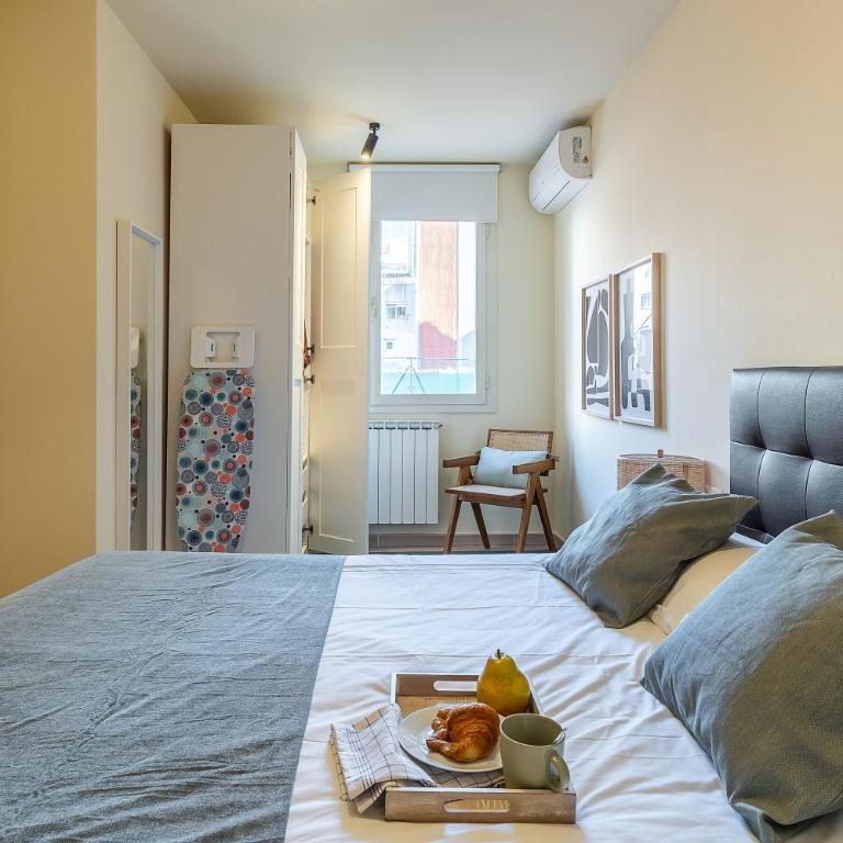 AB Sagrada Familia - Sant Pau - Three-Bedroom Apartment - 12